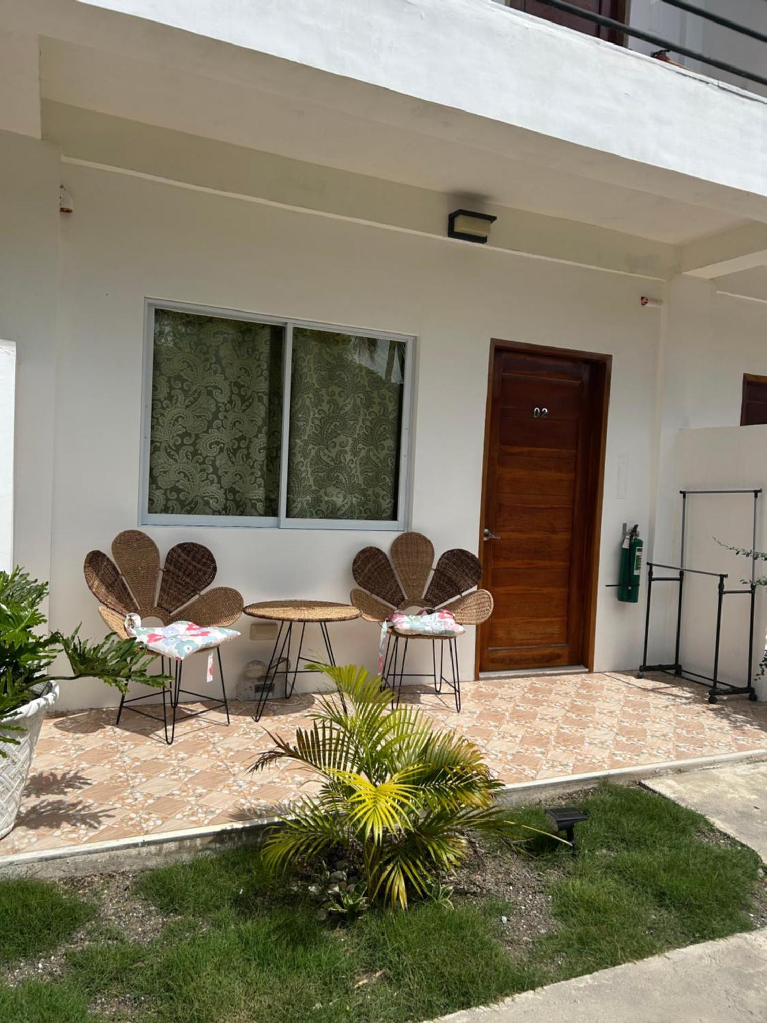 Coconut Inn Моалбоал Екстериор снимка